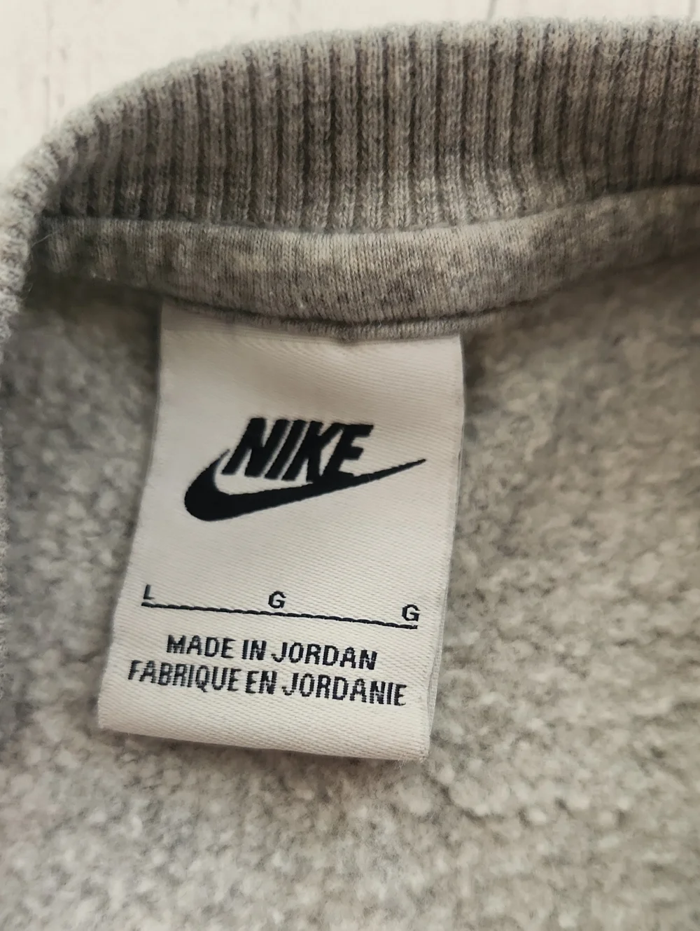 Nike Girls Size Large Gray Crop Sweatshirt